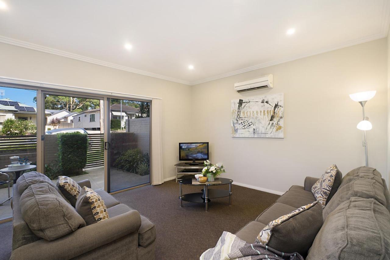 Newcastle Short Stay Accommodation - Birmingham Garden Townhouses Extérieur photo