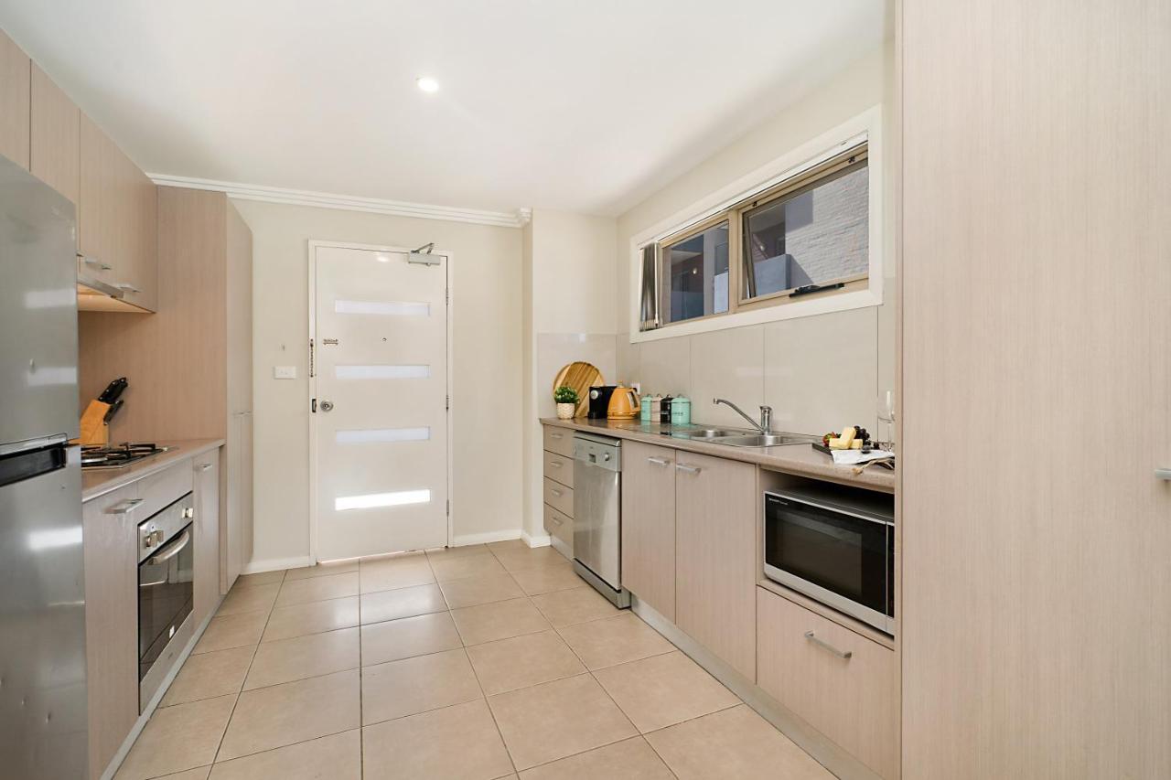 Newcastle Short Stay Accommodation - Birmingham Garden Townhouses Extérieur photo