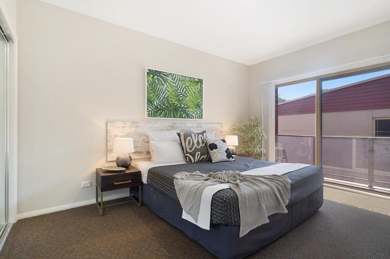 Newcastle Short Stay Accommodation - Birmingham Garden Townhouses Extérieur photo