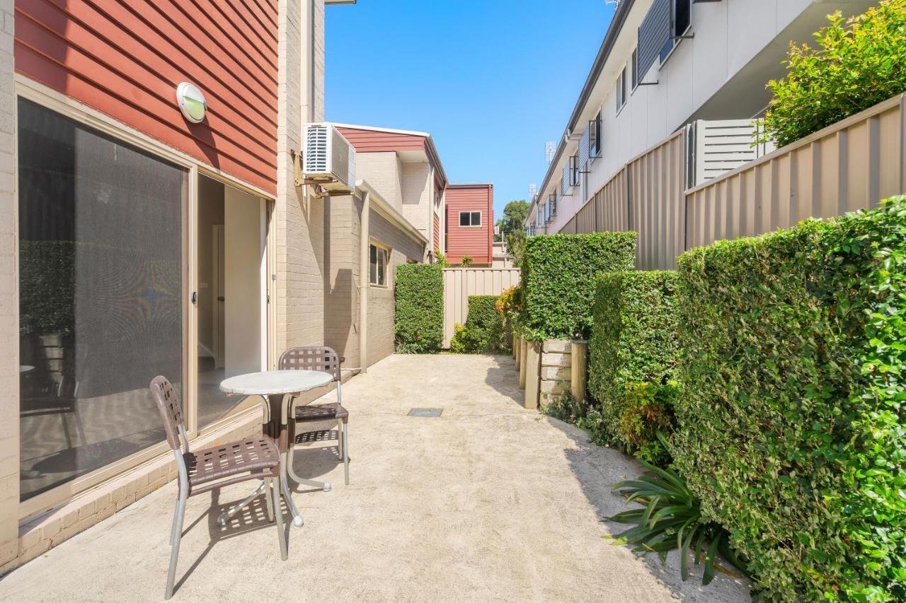 Newcastle Short Stay Accommodation - Birmingham Garden Townhouses Extérieur photo