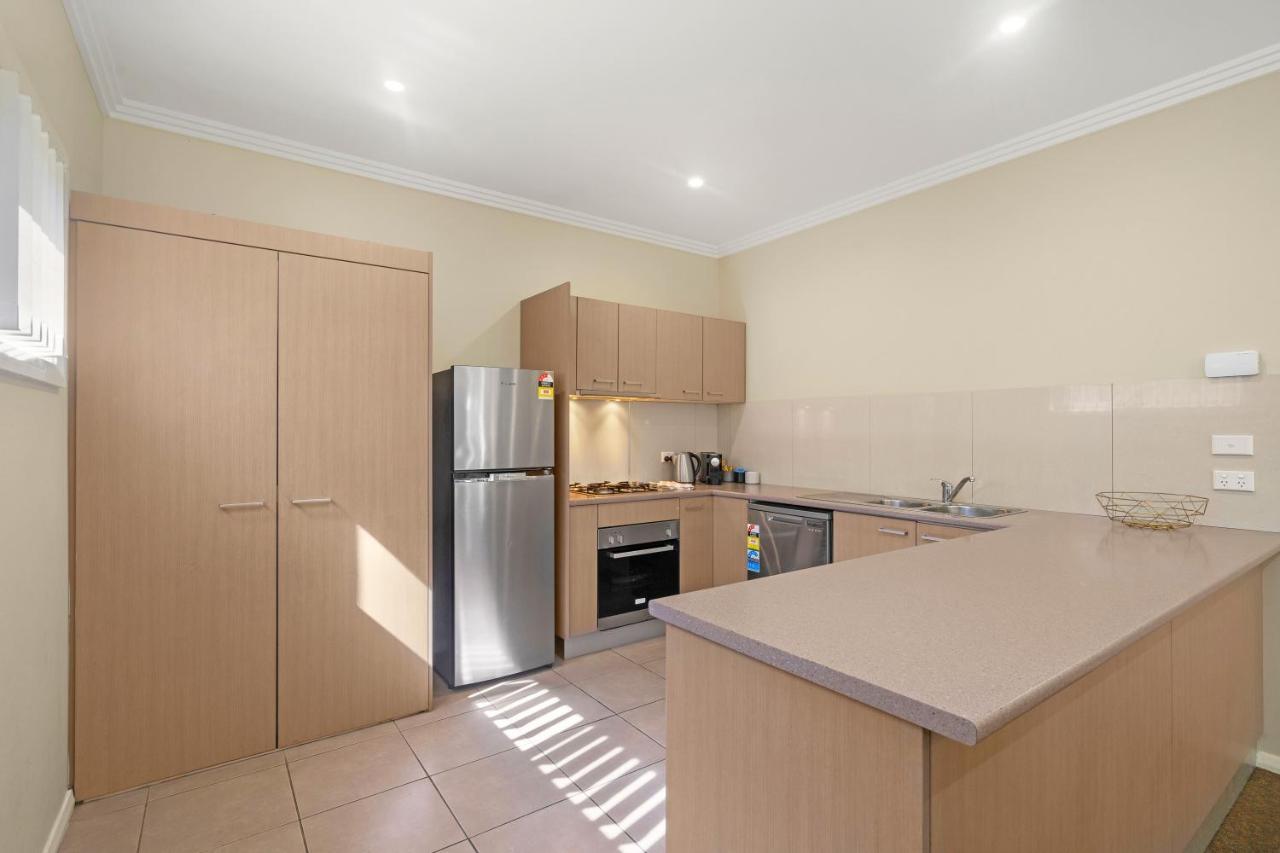 Newcastle Short Stay Accommodation - Birmingham Garden Townhouses Extérieur photo