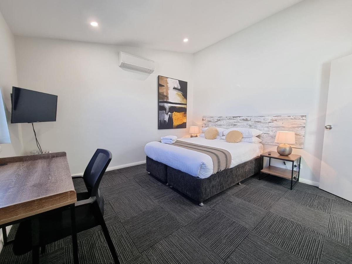 Newcastle Short Stay Accommodation - Birmingham Garden Townhouses Extérieur photo