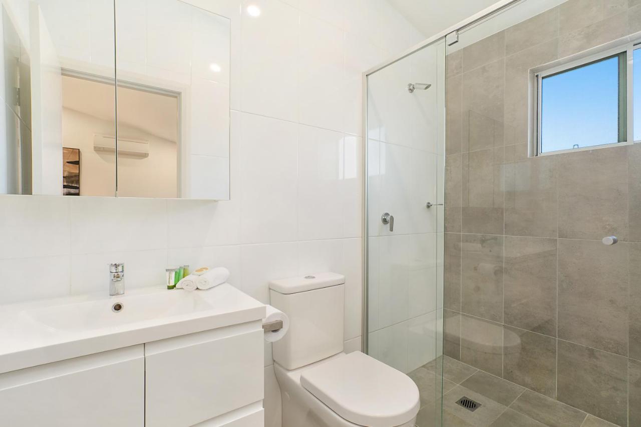 Newcastle Short Stay Accommodation - Birmingham Garden Townhouses Extérieur photo