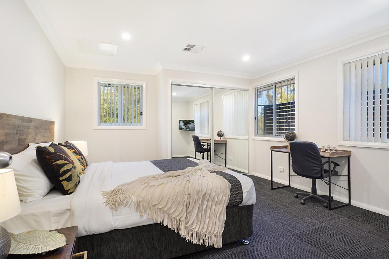 Newcastle Short Stay Accommodation - Birmingham Garden Townhouses Extérieur photo